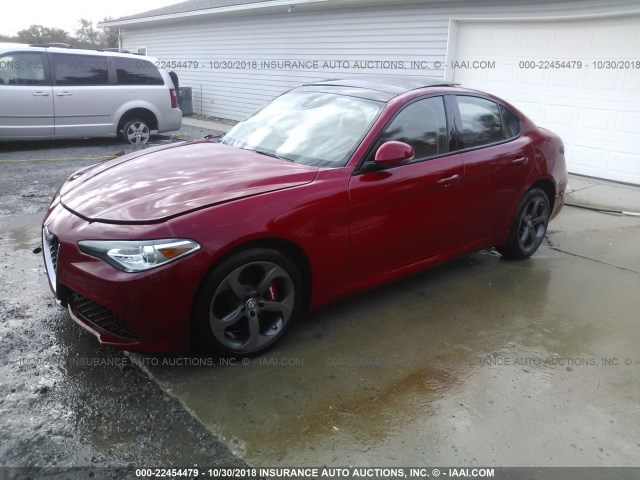 ZARFAEDN2H7550786 - 2017 ALFA ROMEO GIULIA Q4 红色 照片 2