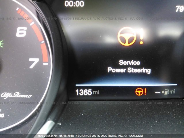 ZARFAEDN2H7550786 - 2017 ALFA ROMEO GIULIA Q4 红色 照片 7