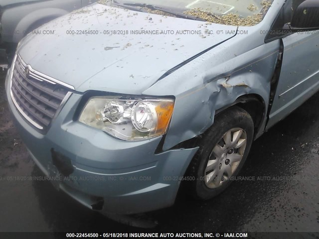 2A8HR44H08R781662 - 2008 CHRYSLER TOWN & COUNTRY LX BLUE photo 6