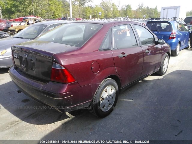 1FAFP34N87W363253 - 2007 FORD FOCUS ZX4/S/SE/SES RED photo 4