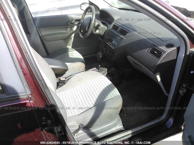 1FAFP34N87W363253 - 2007 FORD FOCUS ZX4/S/SE/SES RED photo 5