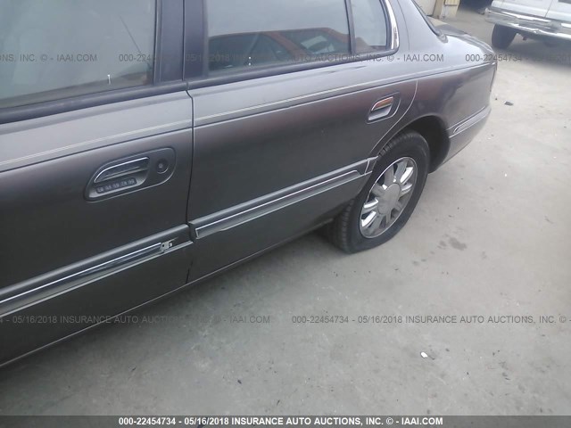 1LNHM97V62Y687336 - 2002 LINCOLN CONTINENTAL  Сұр фото 6