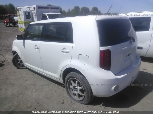JTLKE50E981028697 - 2008 TOYOTA SCION XB WHITE photo 3