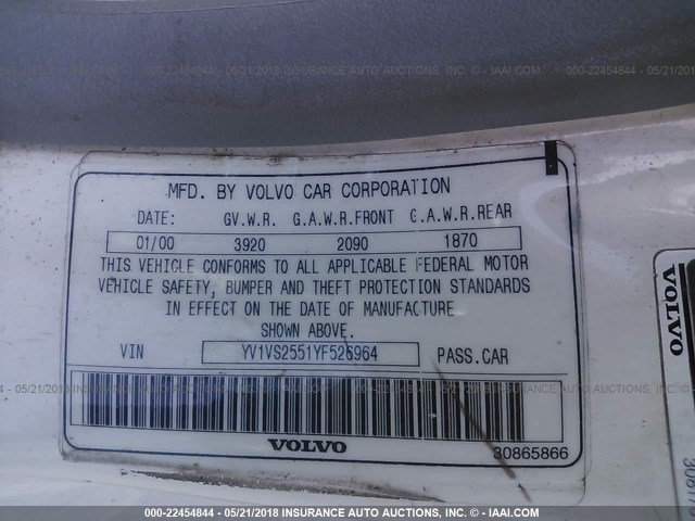 YV1VS2551YF526964 - 2000 VOLVO S40 WHITE photo 9