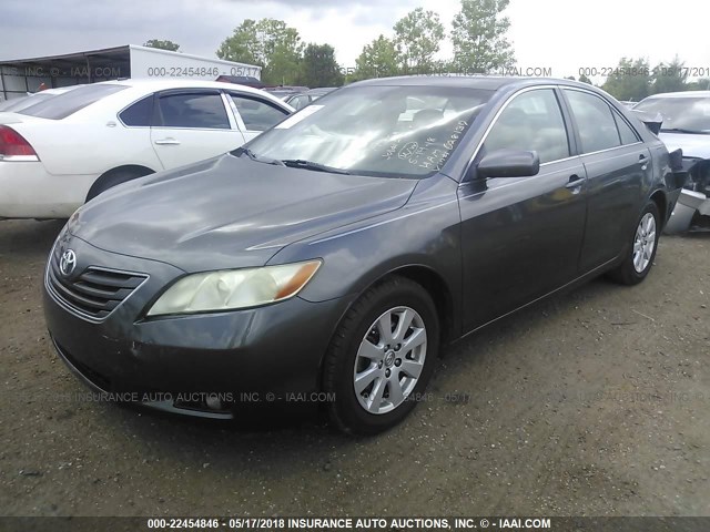 JTNBK46K173028137 - 2007 TOYOTA CAMRY NEW GENERAT LE/XLE/SE GRAY photo 2