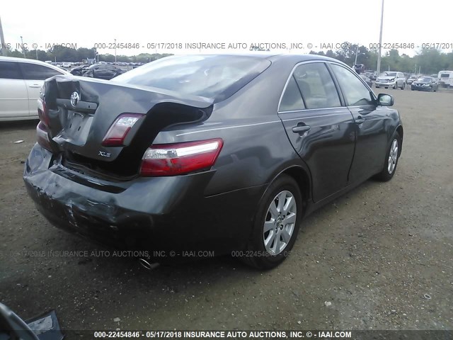 JTNBK46K173028137 - 2007 TOYOTA CAMRY NEW GENERAT LE/XLE/SE GRAY photo 4