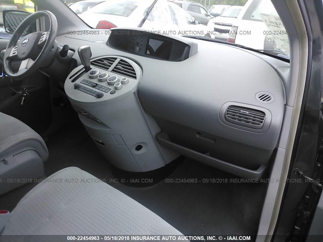 5N1BV28U15N105102 - 2005 NISSAN QUEST S/SE/SL GRAY photo 5