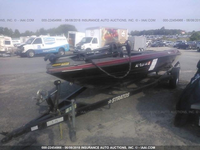 1DHMACMA4X1089564 - 1999 STRATOS 283V  红色 照片 2