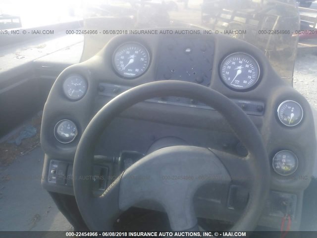 1DHMACMA4X1089564 - 1999 STRATOS 283V  红色 照片 7