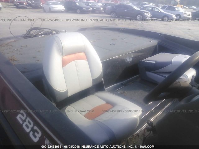 1DHMACMA4X1089564 - 1999 STRATOS 283V  红色 照片 8