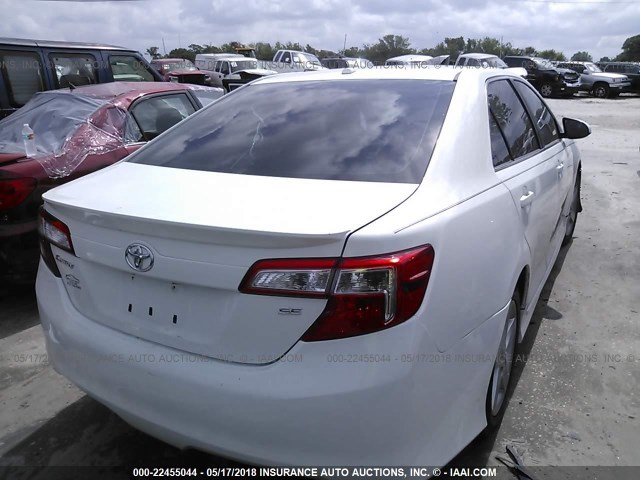 4T1BF1FK2CU508212 - 2012 TOYOTA CAMRY SE/LE/XLE 白色 照片 4