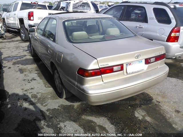 JT2BF28K3X0148171 - 1999 TOYOTA CAMRY LE/XLE 金色 照片 3