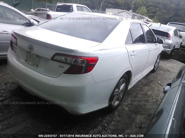 4T1BF1FK5CU117894 - 2012 TOYOTA CAMRY SE/LE/XLE 白色 照片 4