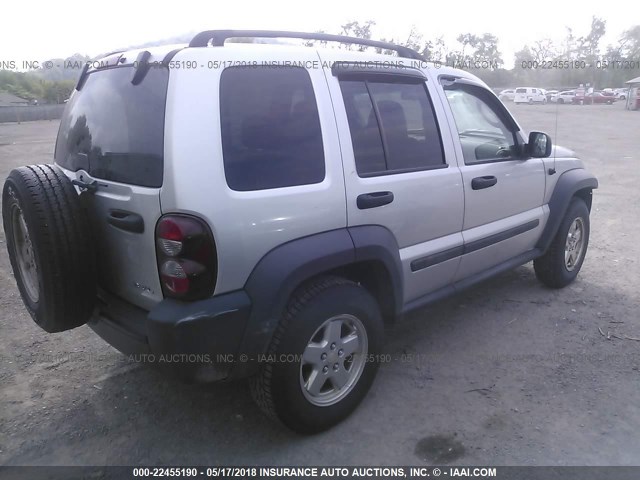 1J4GL48K96W253773 - 2006 JEEP LIBERTY SPORT SILVER photo 4