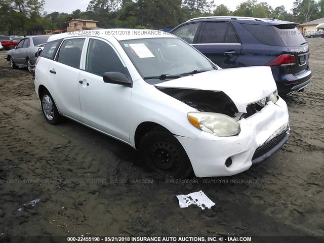 2T1KR32E27C642938 - 2007 TOYOTA COROLLA MATRIX XR WHITE photo 1
