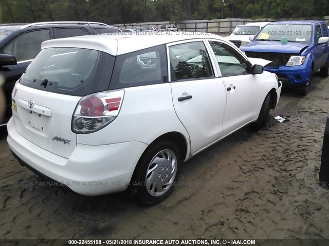 2T1KR32E27C642938 - 2007 TOYOTA COROLLA MATRIX XR WHITE photo 4