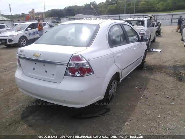 KL1TD56648B111541 - 2008 CHEVROLET AVEO LS WHITE photo 4