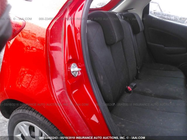 JM1DE1KY1C0142678 - 2012 MAZDA MAZDA2 RED photo 8