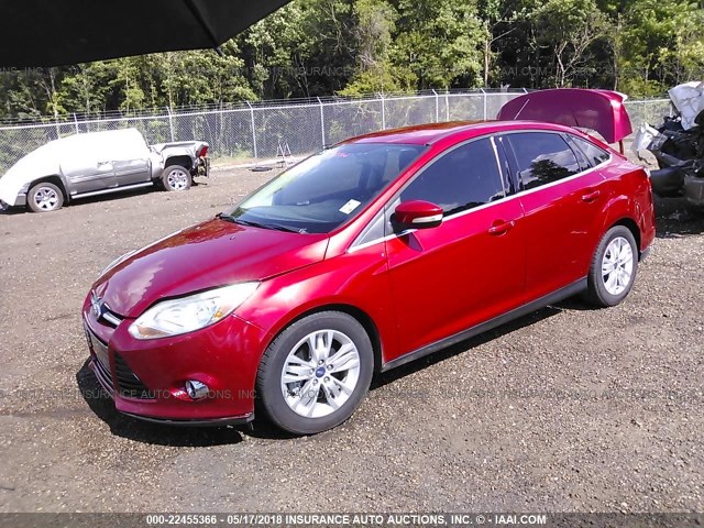 1FAHP3H24CL144973 - 2012 FORD FOCUS SEL RED photo 2