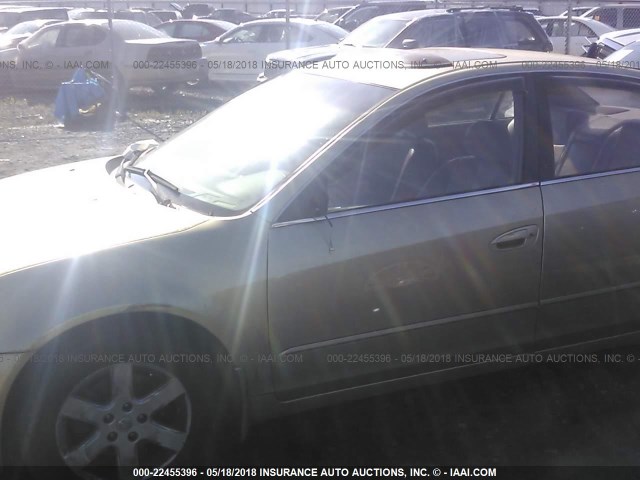 1N4AL11DX2C157531 - 2002 NISSAN ALTIMA S/SL GOLD photo 6