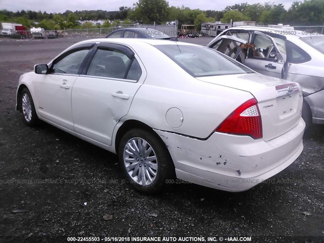 3FADP0L33CR167806 - 2012 FORD FUSION HYBRID WHITE photo 3