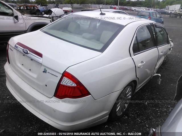 3FADP0L33CR167806 - 2012 FORD FUSION HYBRID WHITE photo 4