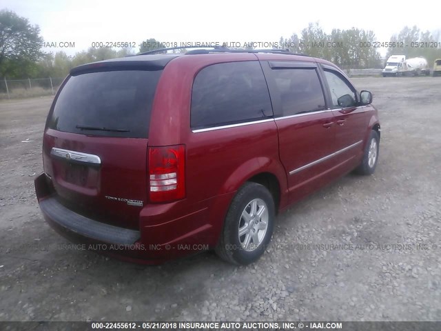 2A4RR5D17AR255159 - 2010 CHRYSLER TOWN & COUNTRY TOURING RED photo 4