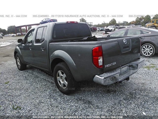 1N6AD07U95C443865 - 2005 NISSAN FRONTIER CREW CAB LE/SE/OFF ROAD GRAY photo 3