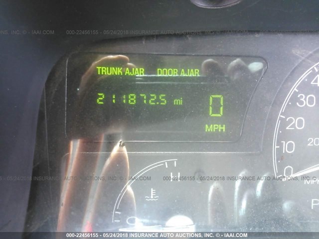 1LNHM81W94Y627274 - 2004 LINCOLN TOWN CAR EXECUTIVE/SIGNATURE თეთრი ფოტო 7