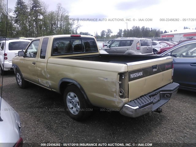1N6DD26SXWC301339 - 1998 NISSAN FRONTIER KING CAB XE/KING CAB SE GOLD photo 3