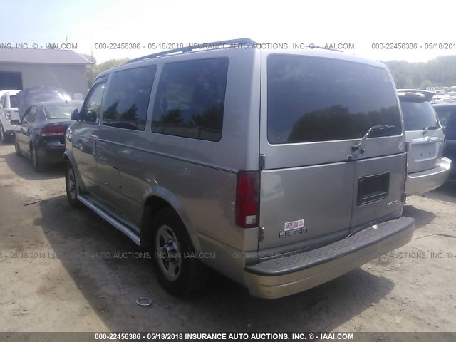 1GKDM19X25B502648 - 2005 GMC SAFARI XT GOLD photo 3