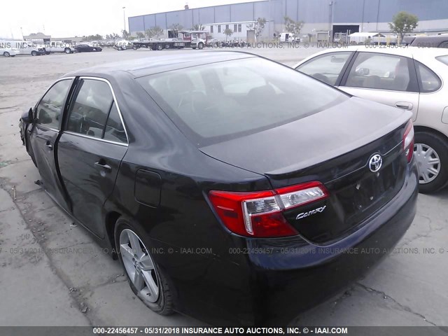 4T1BF1FK6EU316441 - 2014 TOYOTA CAMRY L/SE/LE/XLE 黑色 照片 3