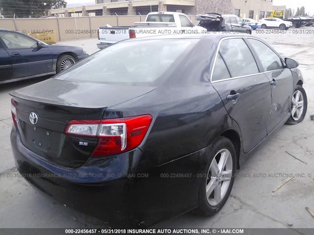 4T1BF1FK6EU316441 - 2014 TOYOTA CAMRY L/SE/LE/XLE 黑色 照片 4