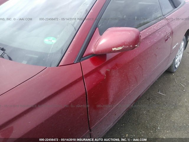 2T1FF22P81C431319 - 2001 TOYOTA CAMRY SOLARA SE/SLE წითელი ფოტო 6