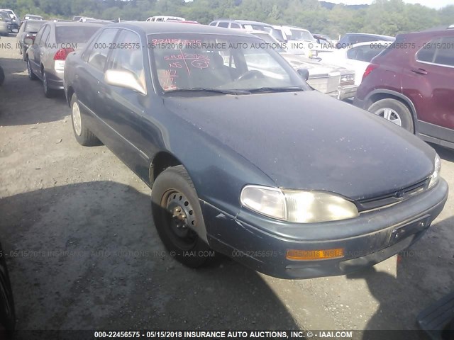 JT2BG12K6T0368639 - 1996 TOYOTA CAMRY DX/LE/XLE GREEN photo 1