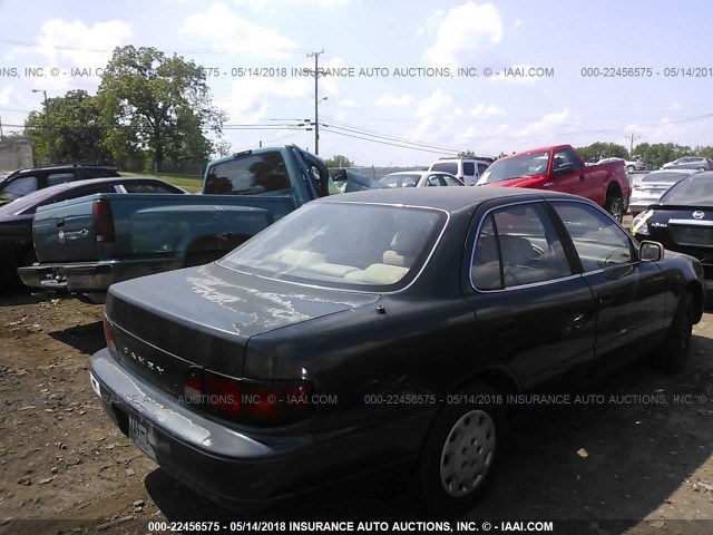 JT2BG12K6T0368639 - 1996 TOYOTA CAMRY DX/LE/XLE GREEN photo 4