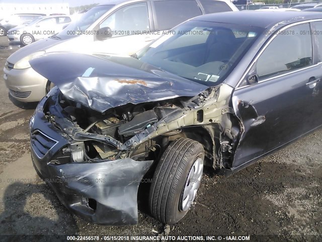 4T1BF3EK3BU223840 - 2011 TOYOTA CAMRY SE/LE/XLE GRAY photo 6
