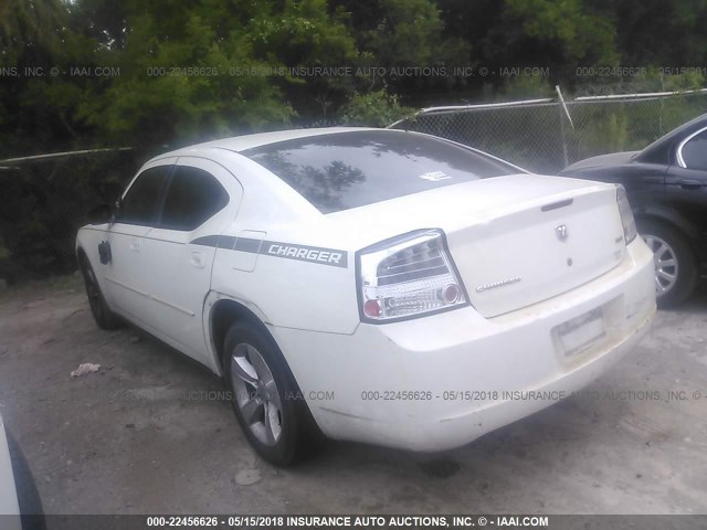 2B3KA43GX7H779422 - 2007 DODGE CHARGER SE/SXT WHITE photo 3