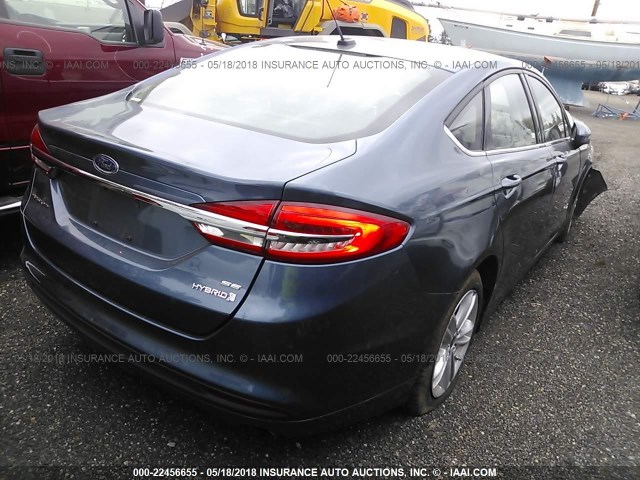 3FA6P0LU9JR102182 - 2018 FORD FUSION SE HYBRID BLUE photo 4