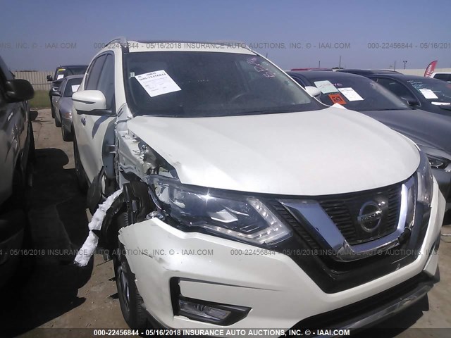 5N1AT2MV7HC869651 - 2017 NISSAN ROGUE SV/SL WHITE photo 1