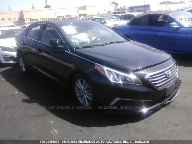 5NPE24AF3HH477675 - 2017 HYUNDAI SONATA SE BLACK photo 1