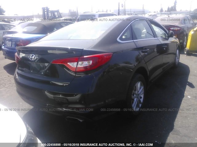 5NPE24AF3HH477675 - 2017 HYUNDAI SONATA SE BLACK photo 4