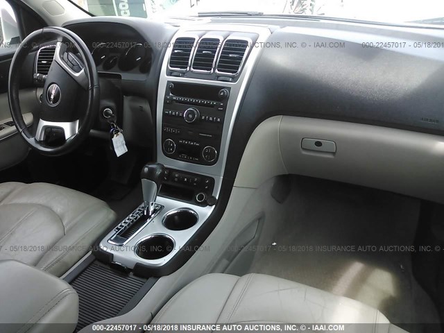 1GKKVSED2BJ243313 - 2011 GMC ACADIA SLT-2 SILVER photo 5