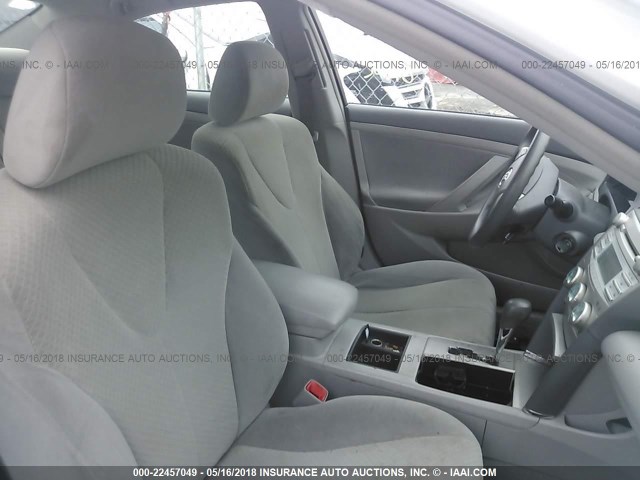 4T1BE46K19U917041 - 2009 TOYOTA CAMRY SE/LE/XLE WHITE photo 5