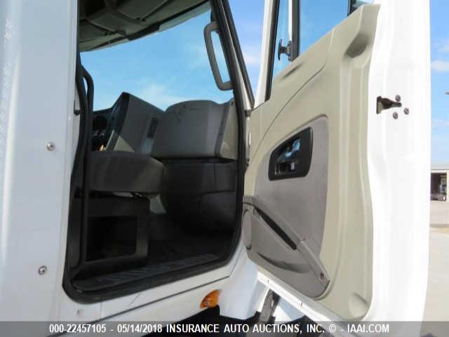 1HSDJSJRXDJ173037 - 2013 INTERNATIONAL PROSTAR أبيض صورة 5