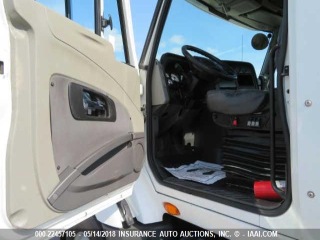 1HSDJSJRXDJ173037 - 2013 INTERNATIONAL PROSTAR WHITE photo 6