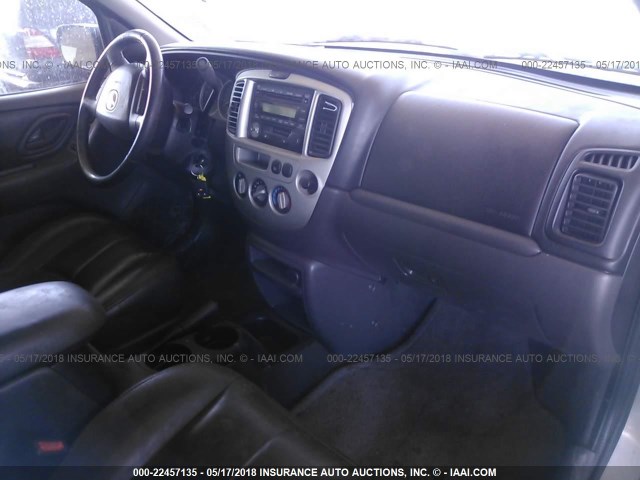 4F2CZ06124KM14796 - 2004 MAZDA TRIBUTE ES SILVER photo 5