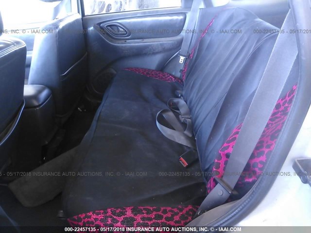 4F2CZ06124KM14796 - 2004 MAZDA TRIBUTE ES 银色 照片 8