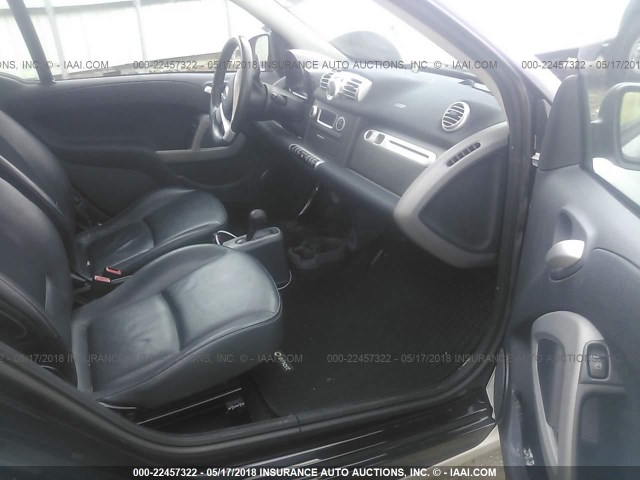 WMEEJ3BA7CK539302 - 2012 SMART FORTWO PURE/PASSION SILVER photo 5