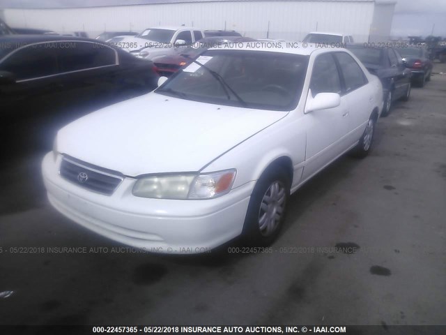 4T1BG22K41U865655 - 2001 TOYOTA CAMRY CE/LE/XLE 白色 照片 2
